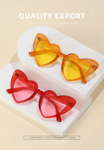 Love Heart Girls Colors Sunglasses Women Fashion Designer Pink Cute Retro Cat Eye Vintage UV400 Party Sun Glasses Red Female