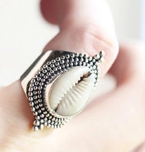 Load image into Gallery viewer, The Seaside Ring. Real Puka Shell