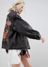 Load image into Gallery viewer, Rosa Vintage Embroidery Denim Coat